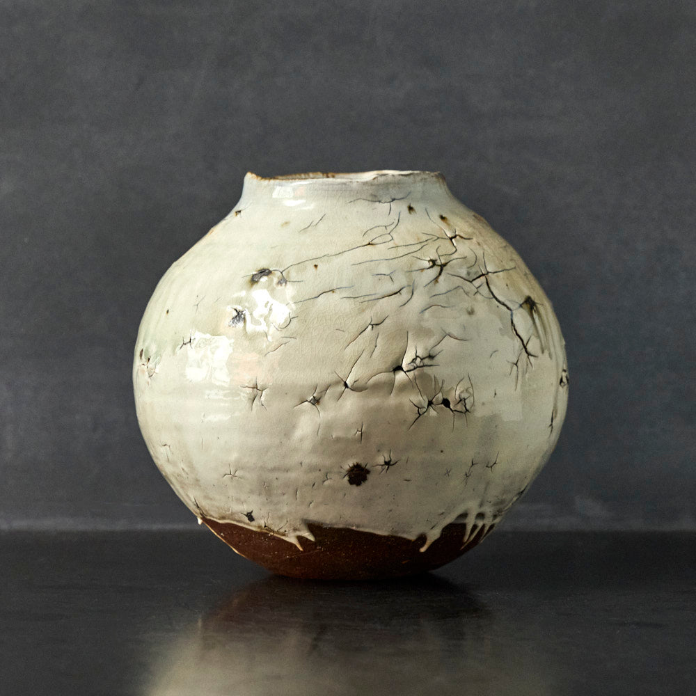 08 灰かむり丸壺