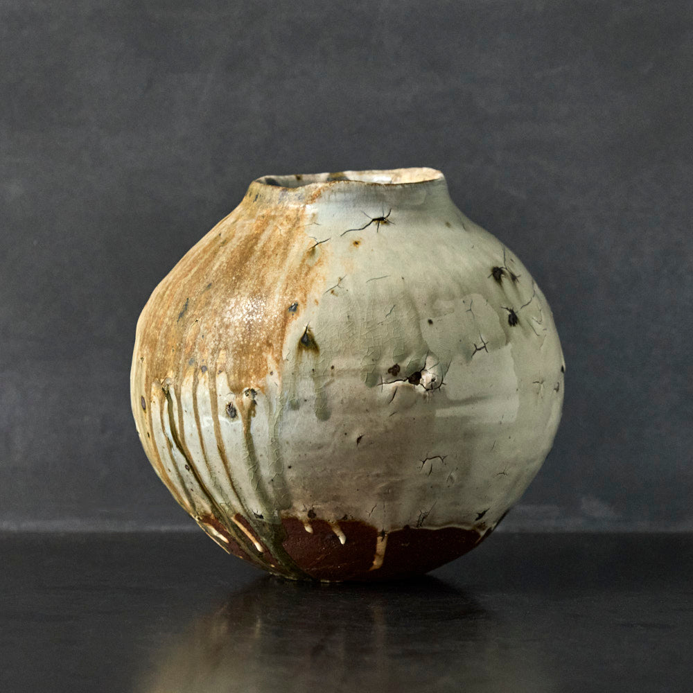 08 灰かむり丸壺