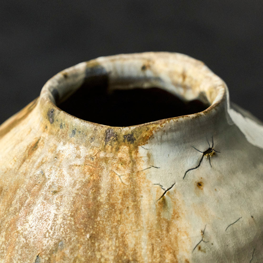 08 灰かむり丸壺