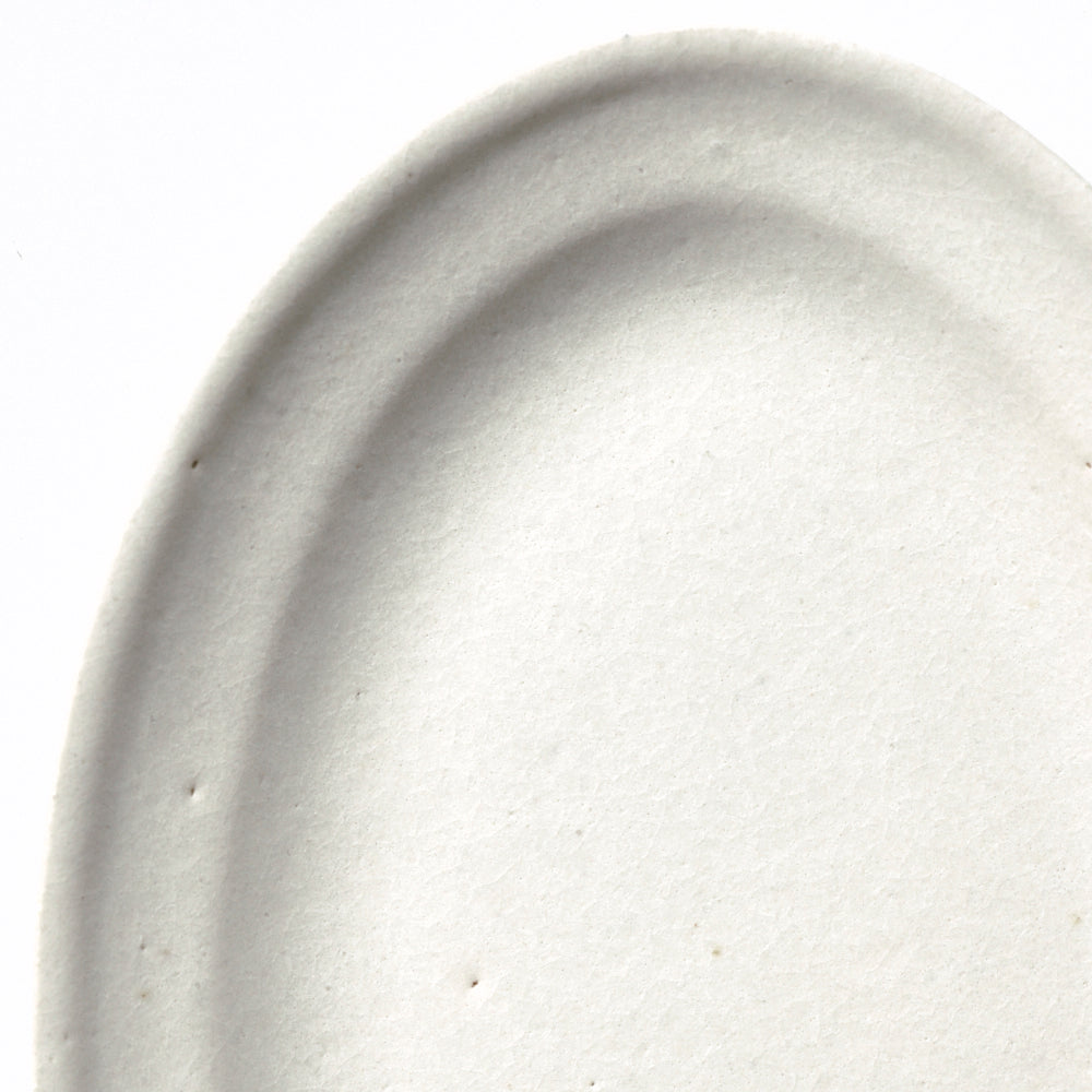 211 オーバルS 白