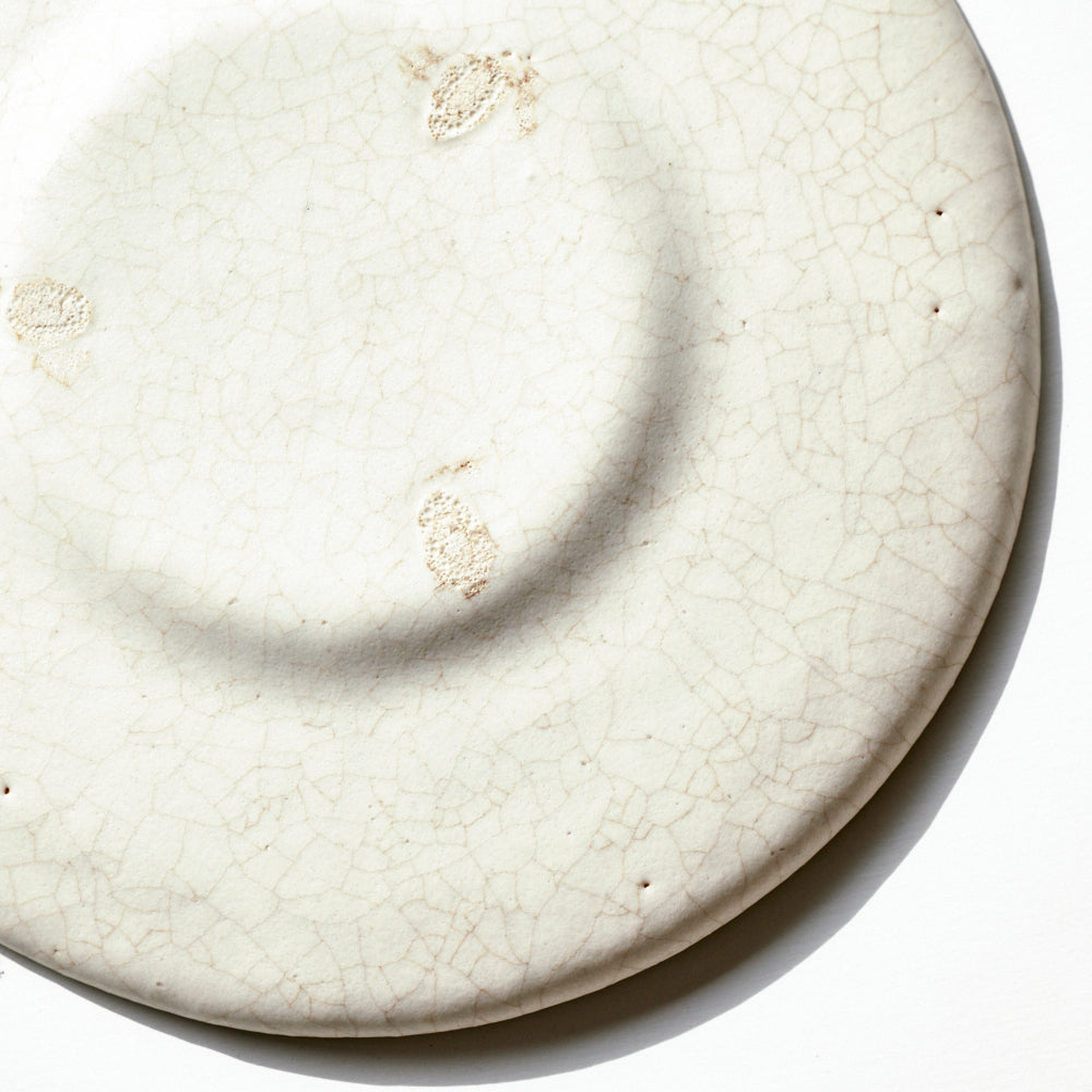 214_C タタラリム皿(白、貫入)