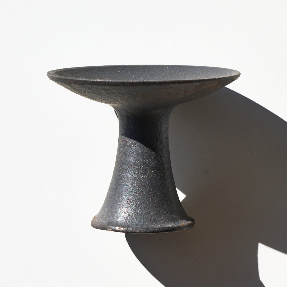 20 4寸高台皿 黒釉