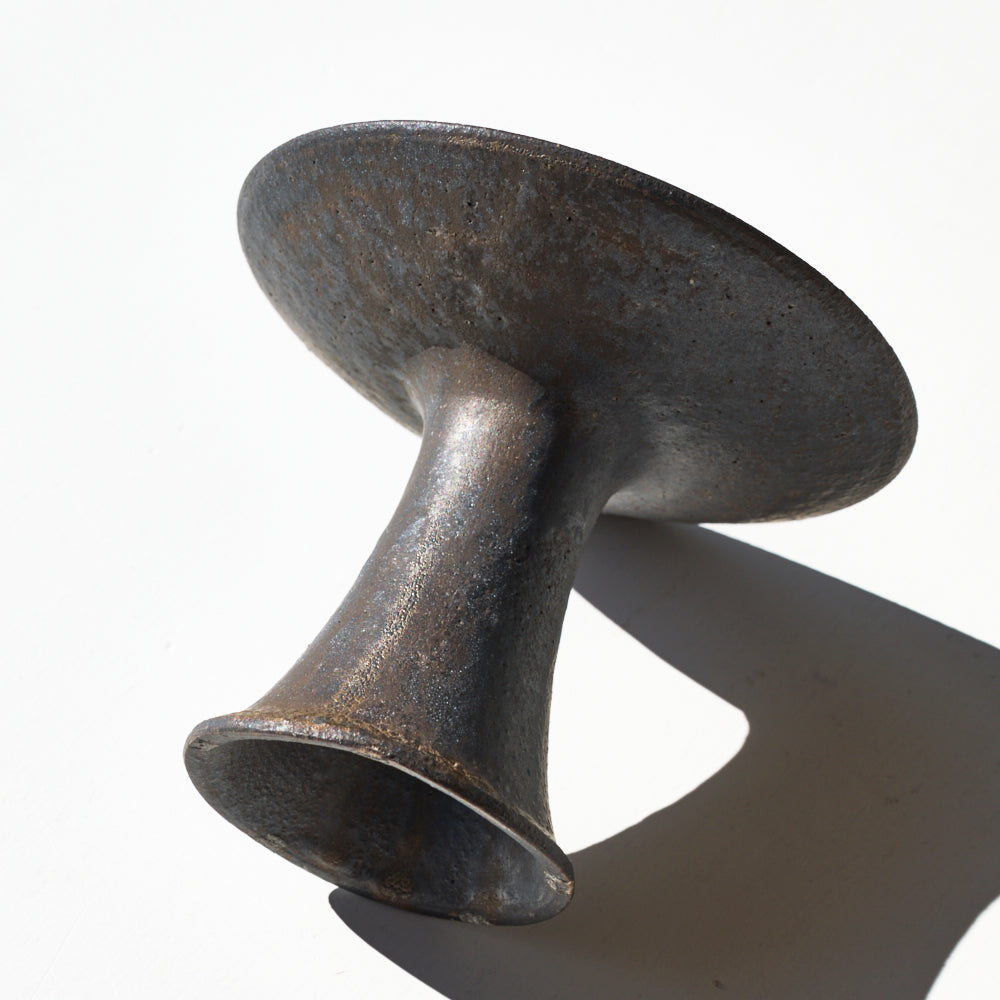 20 4寸高台皿 黒釉