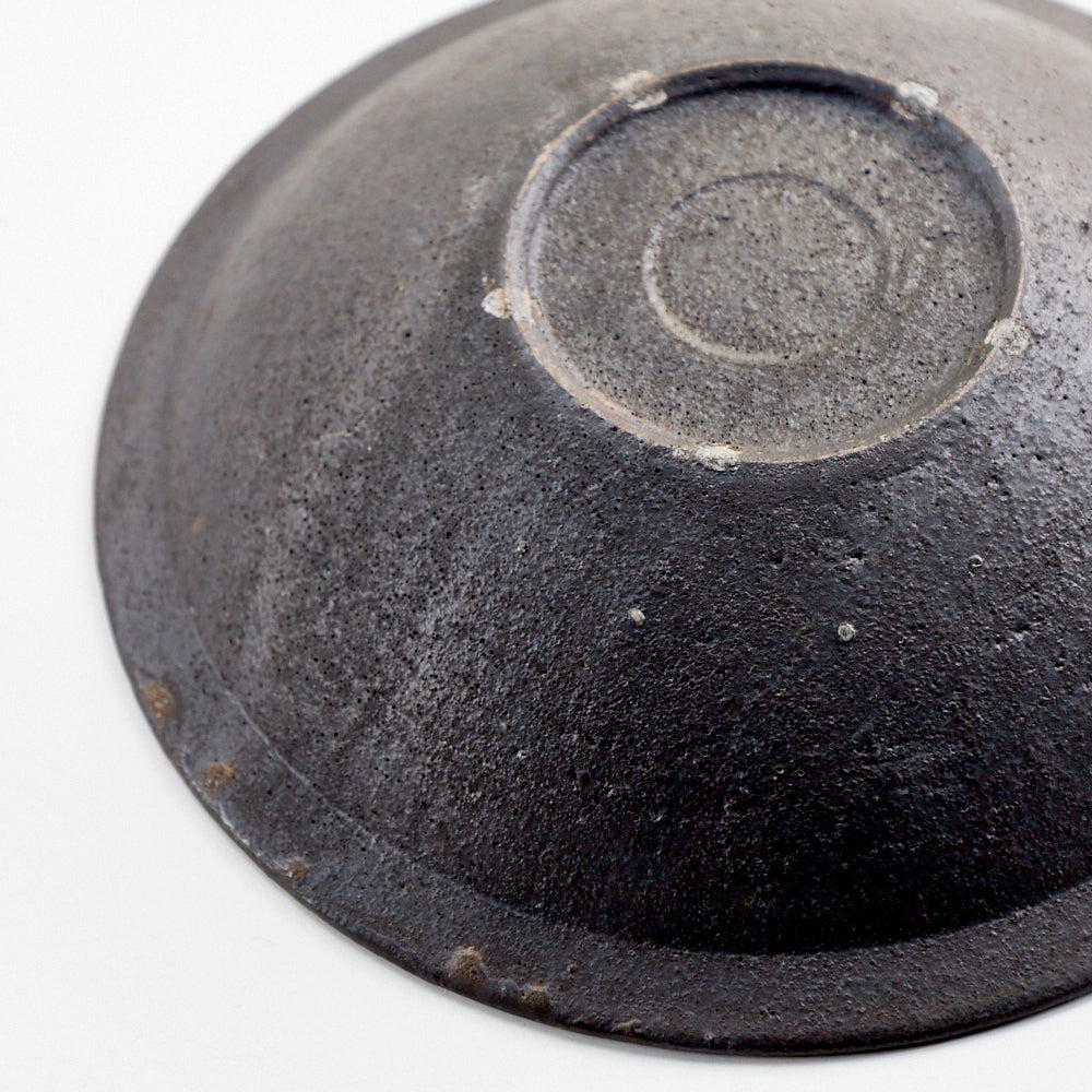 29 7寸スープ皿 黒釉