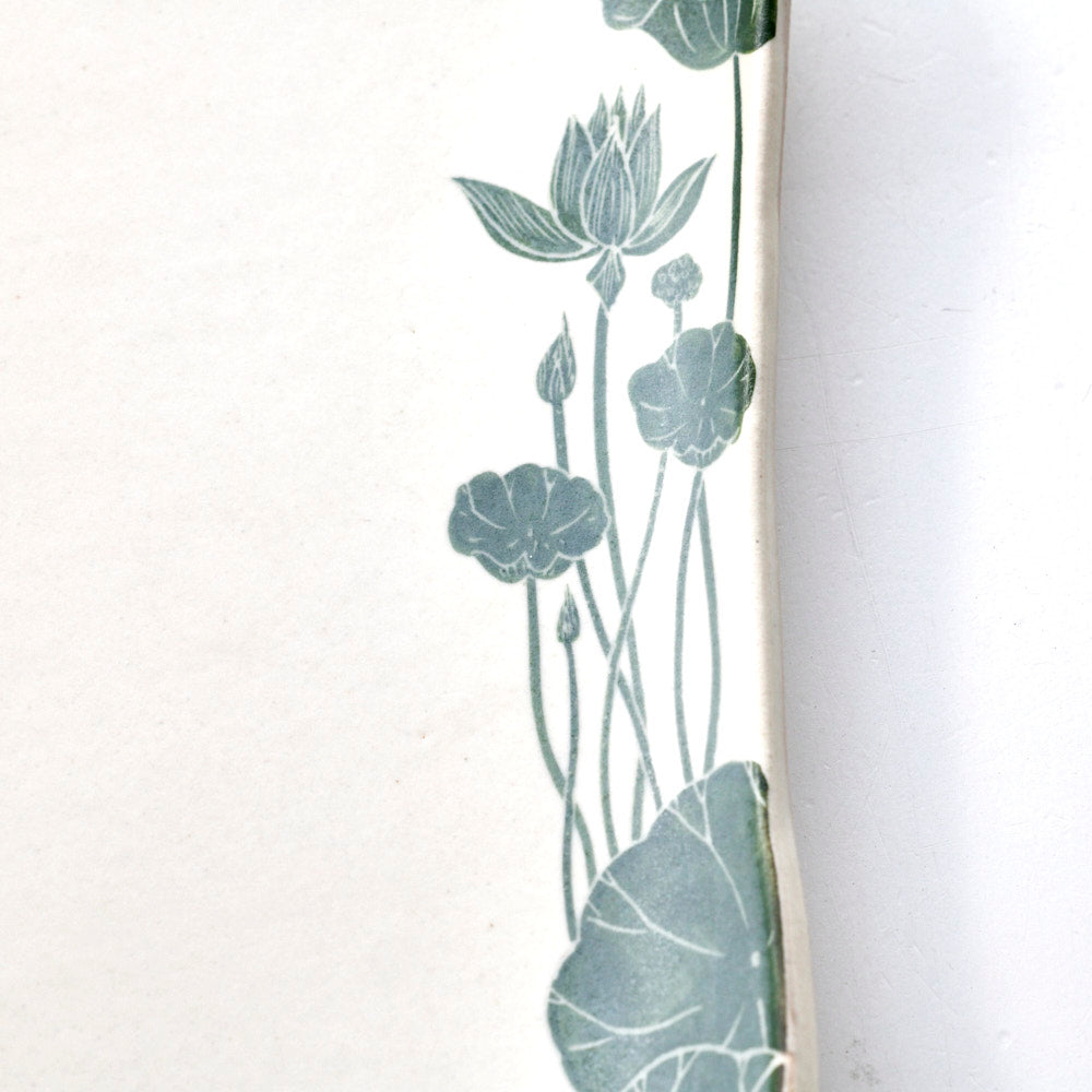 62 緑ハス縁取り　角皿(LL)