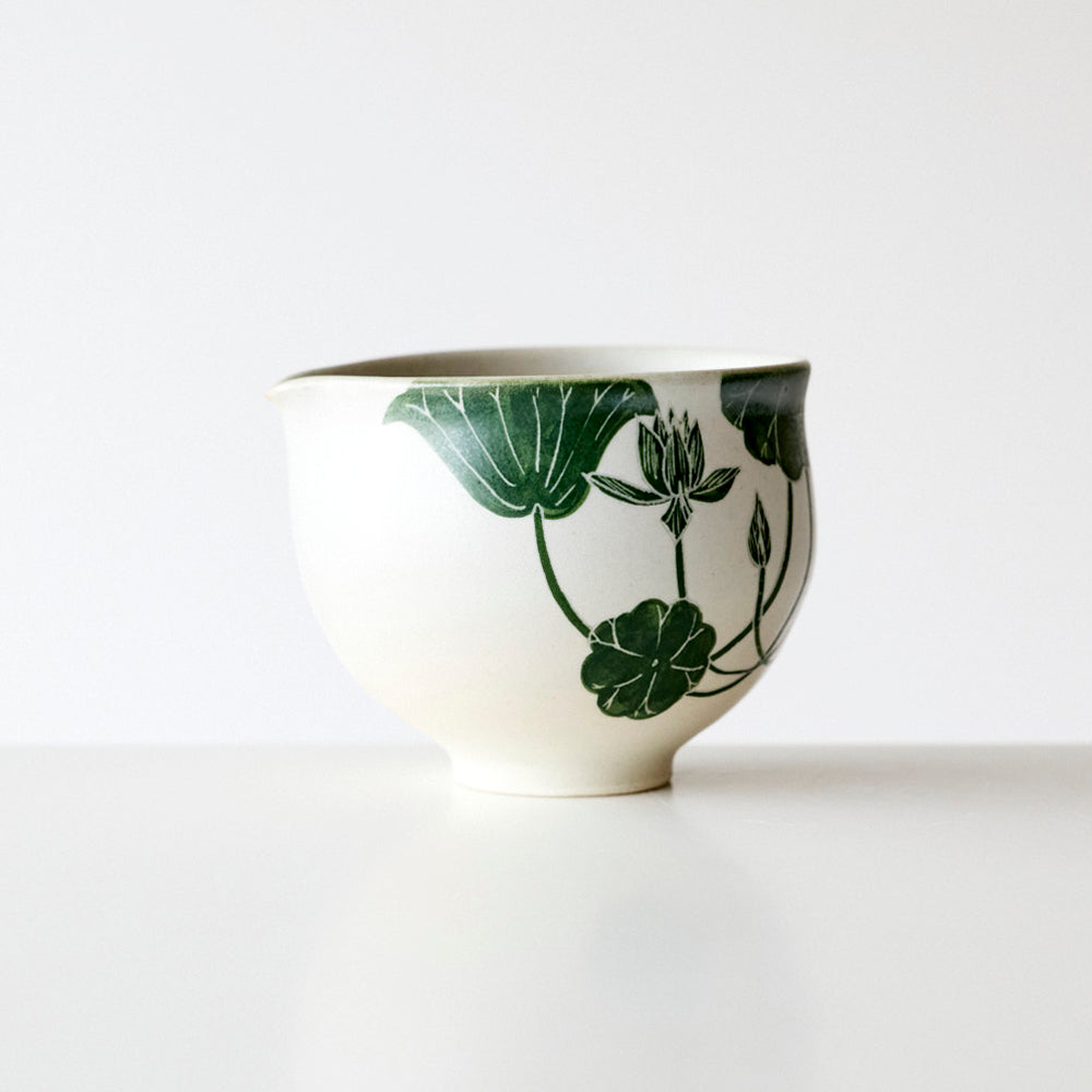 45 緑ハスおいかけっこ 片口 (丸)