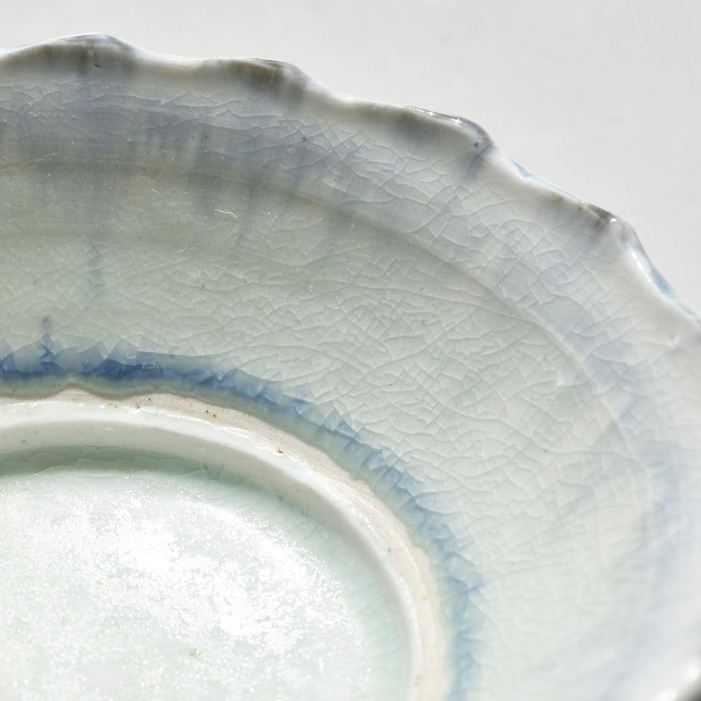 28 染付波縁5.5寸鉢