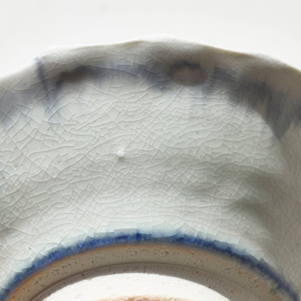 28 染付波縁5.5寸鉢