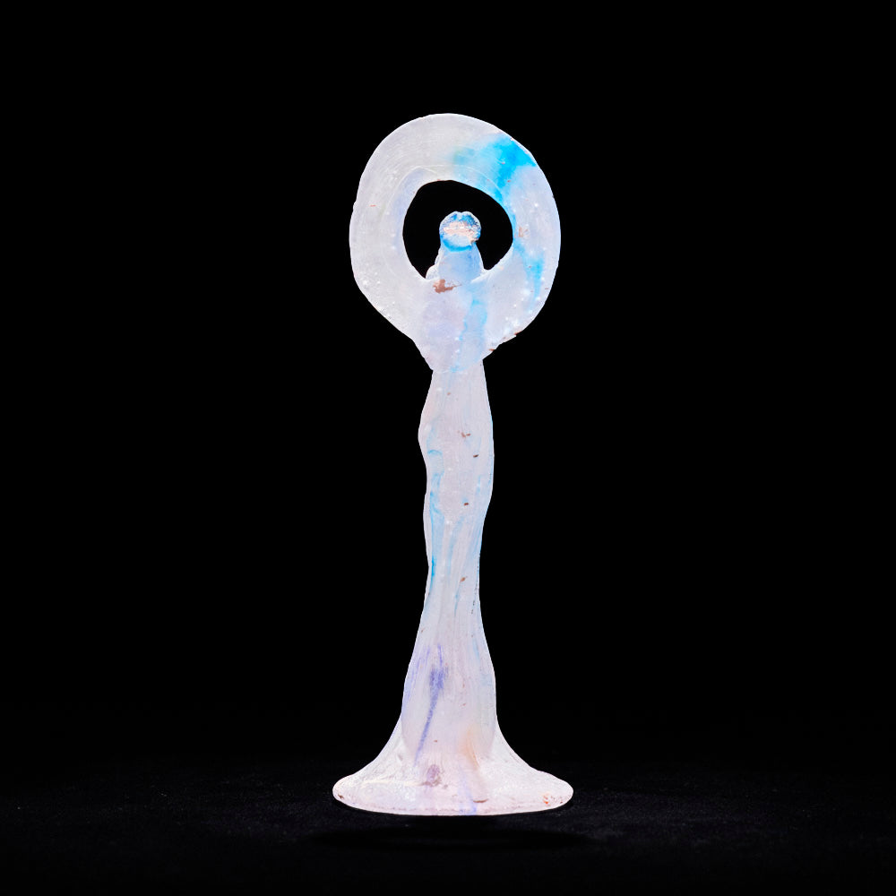 03_64 Prayer 長身 中