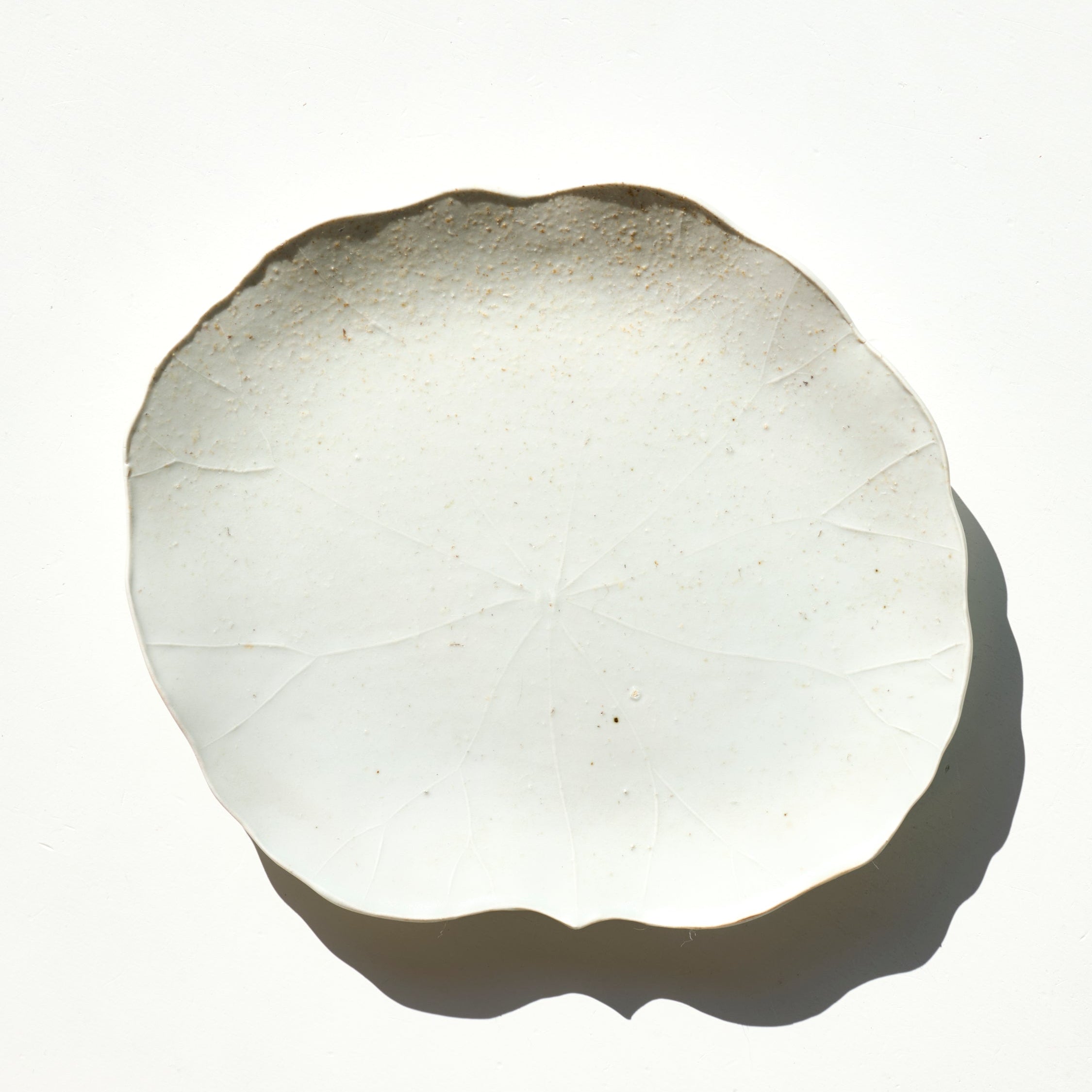 085 蓮葉皿（大）