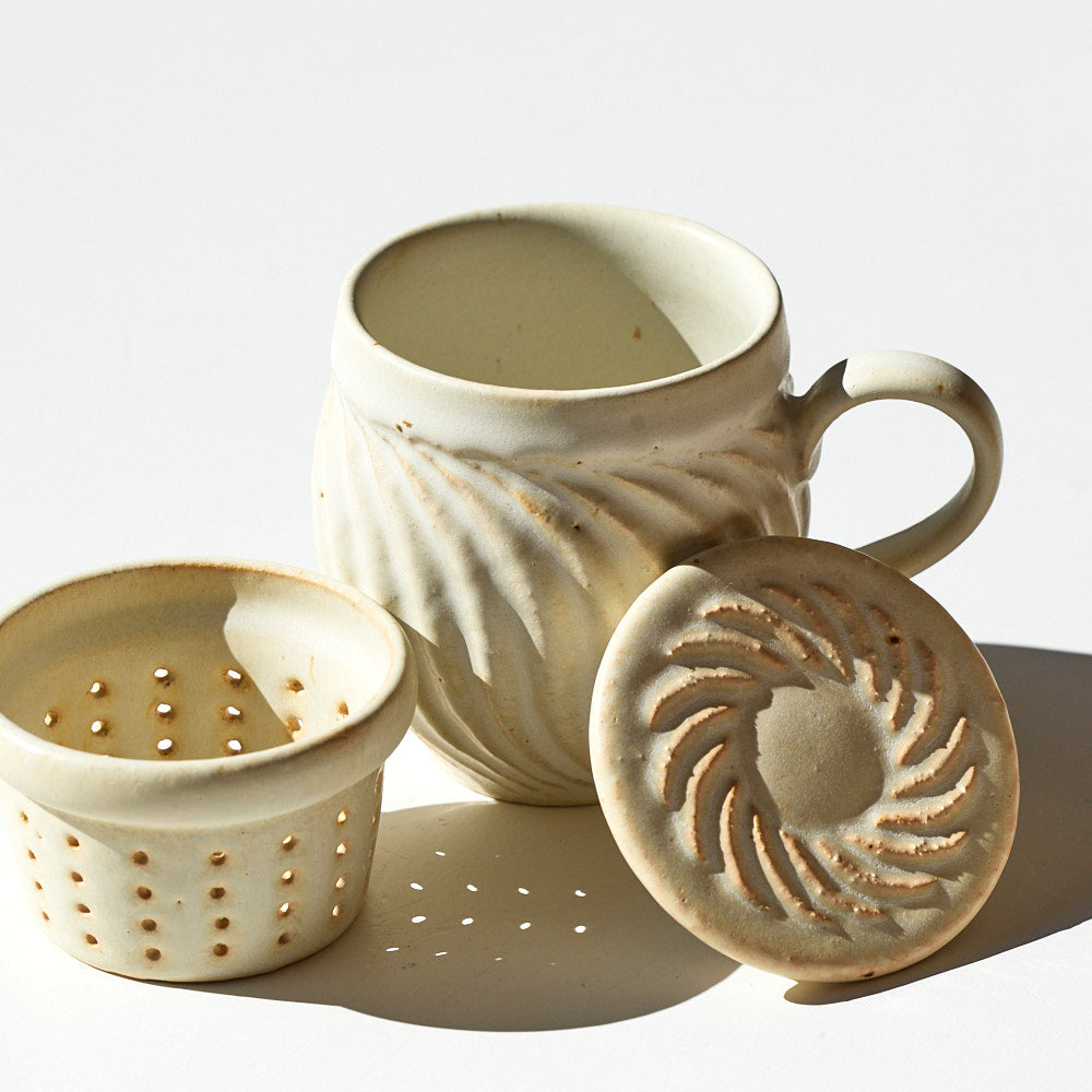 17B 茶漉し付きマグ(白)