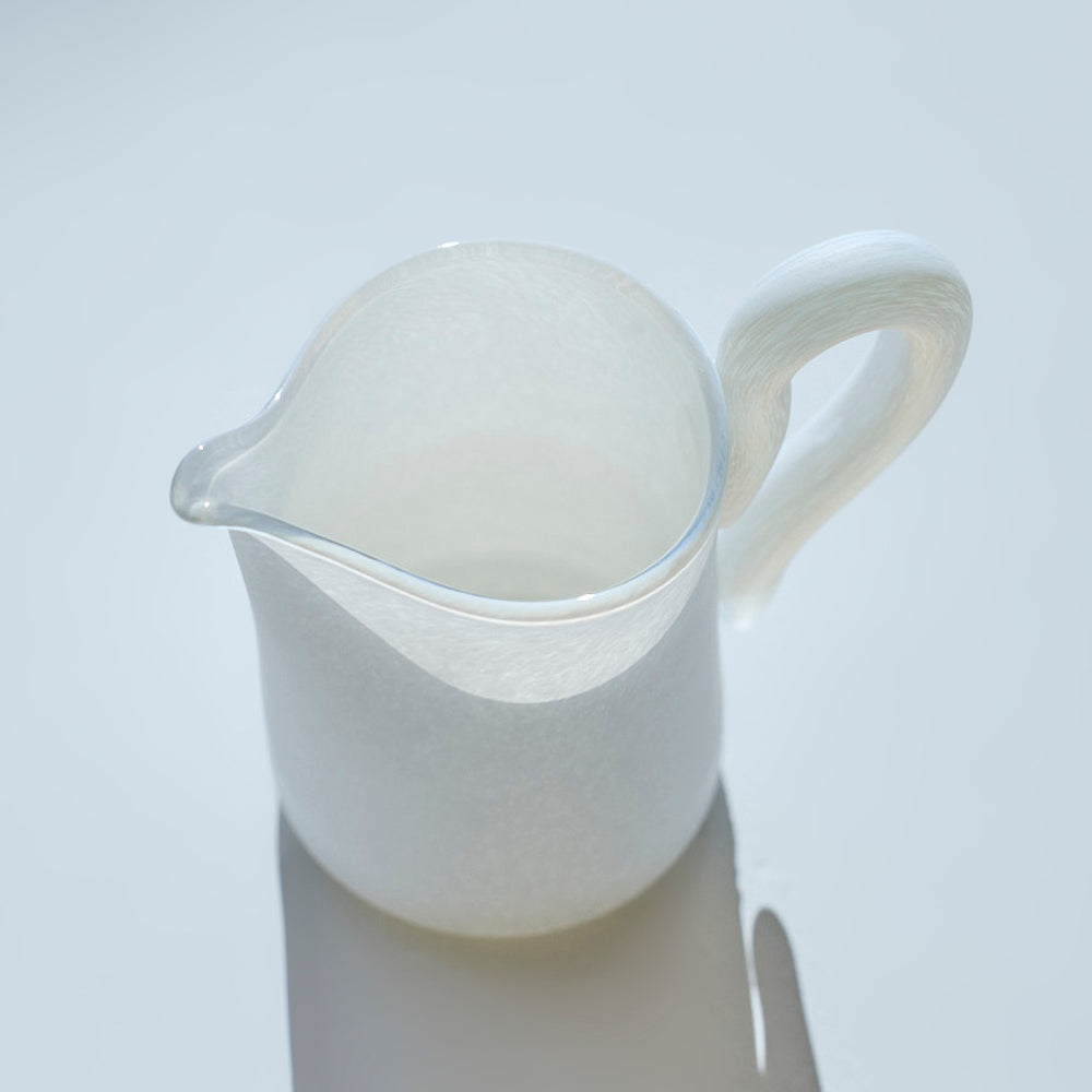 47 白のうつわ ミルクピッチャー