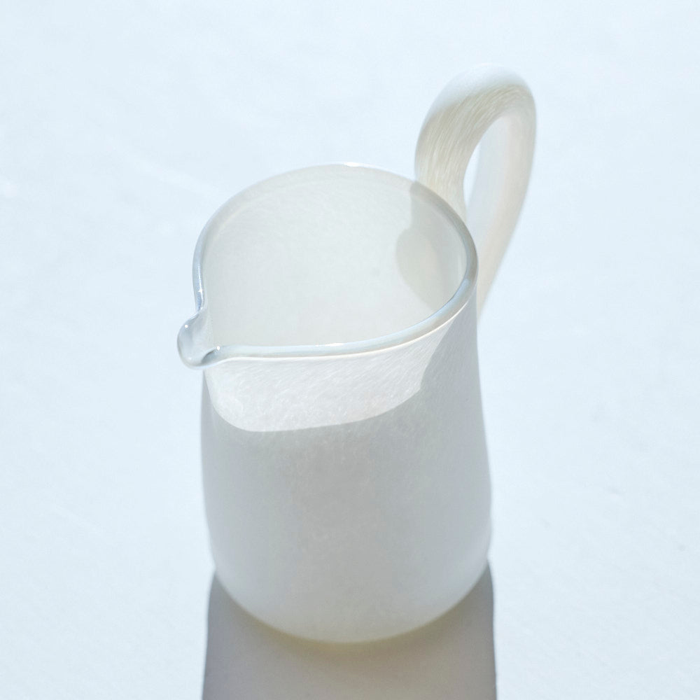 47 白のうつわ ミルクピッチャー