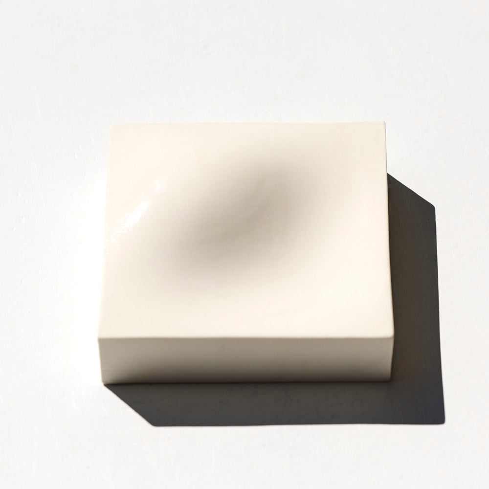 60 Tray / cubic surface