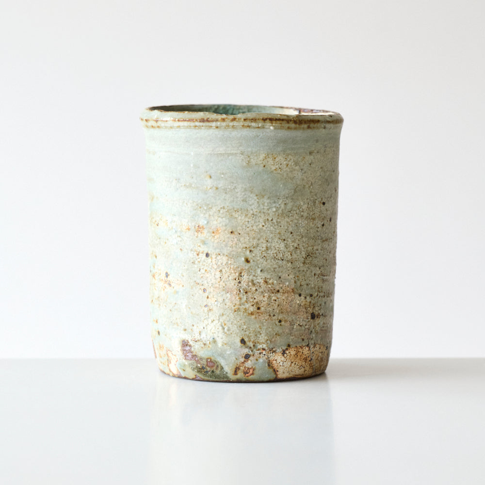 15B 荒ヒビ灰粉引花入れ