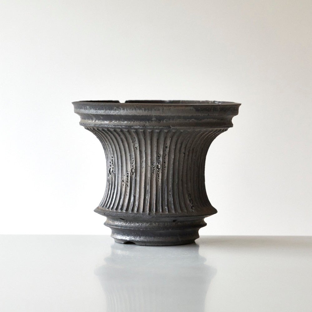 12 flowerpots