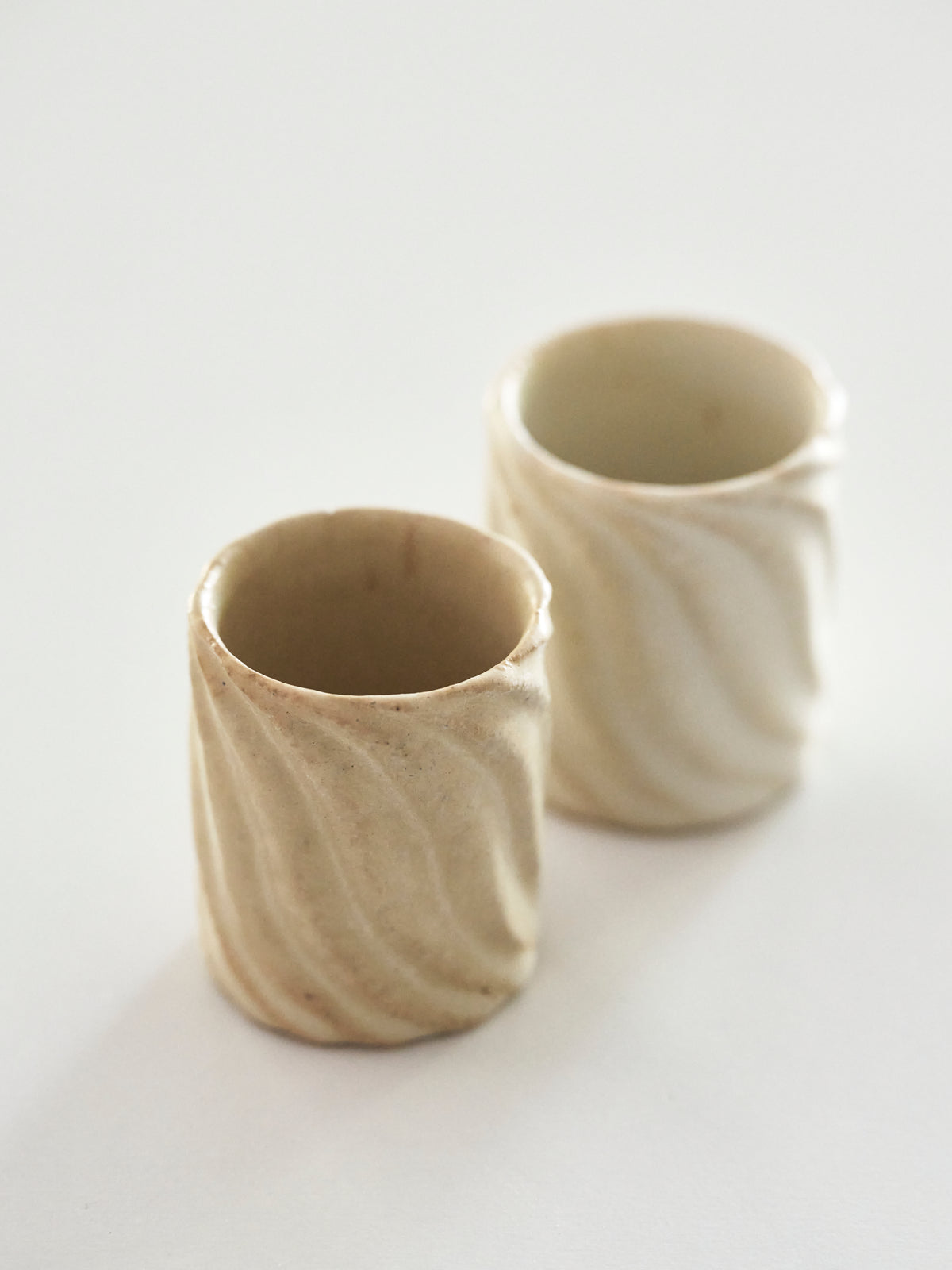 30 茶杯 ⻑⽅形(ホワイト)