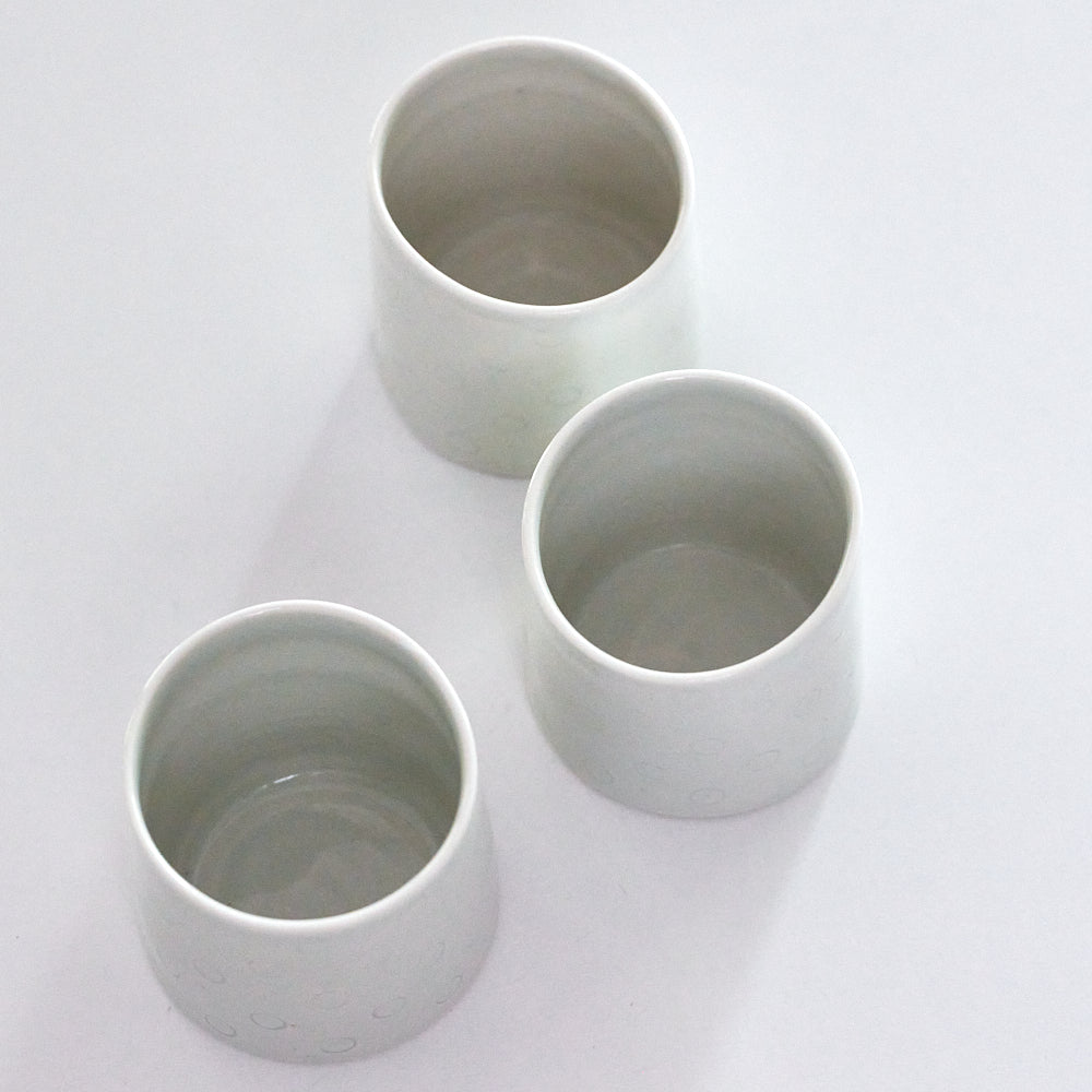 09 白磁水玉杯