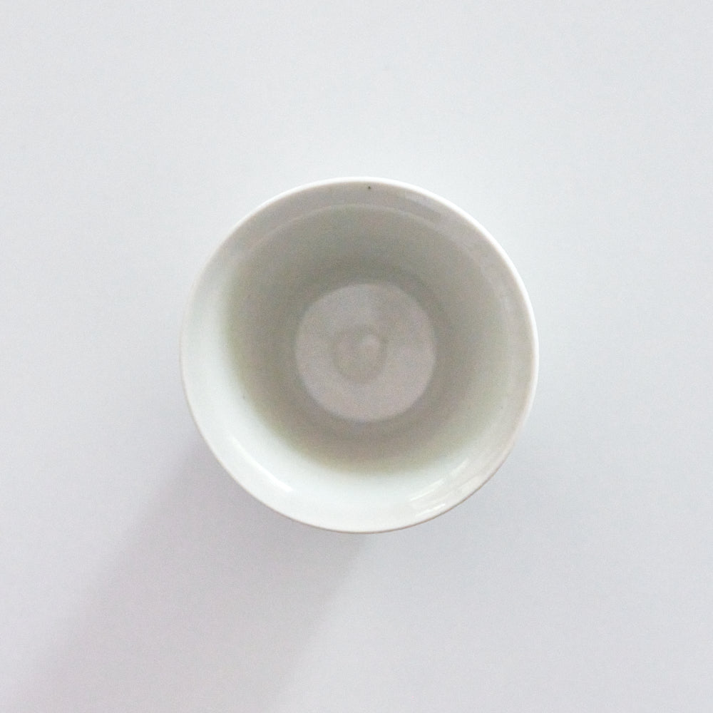 04 白磁杯