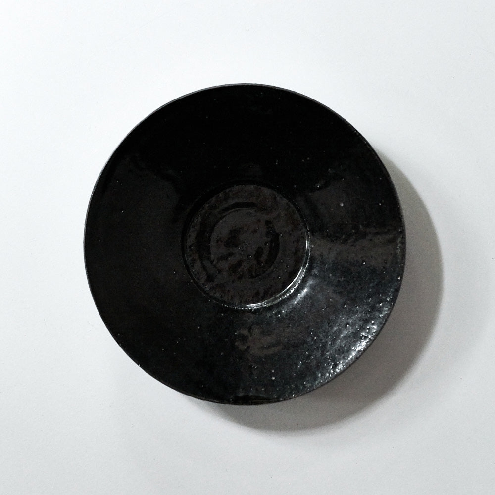 72 艶黒小皿(ソーサー) 大