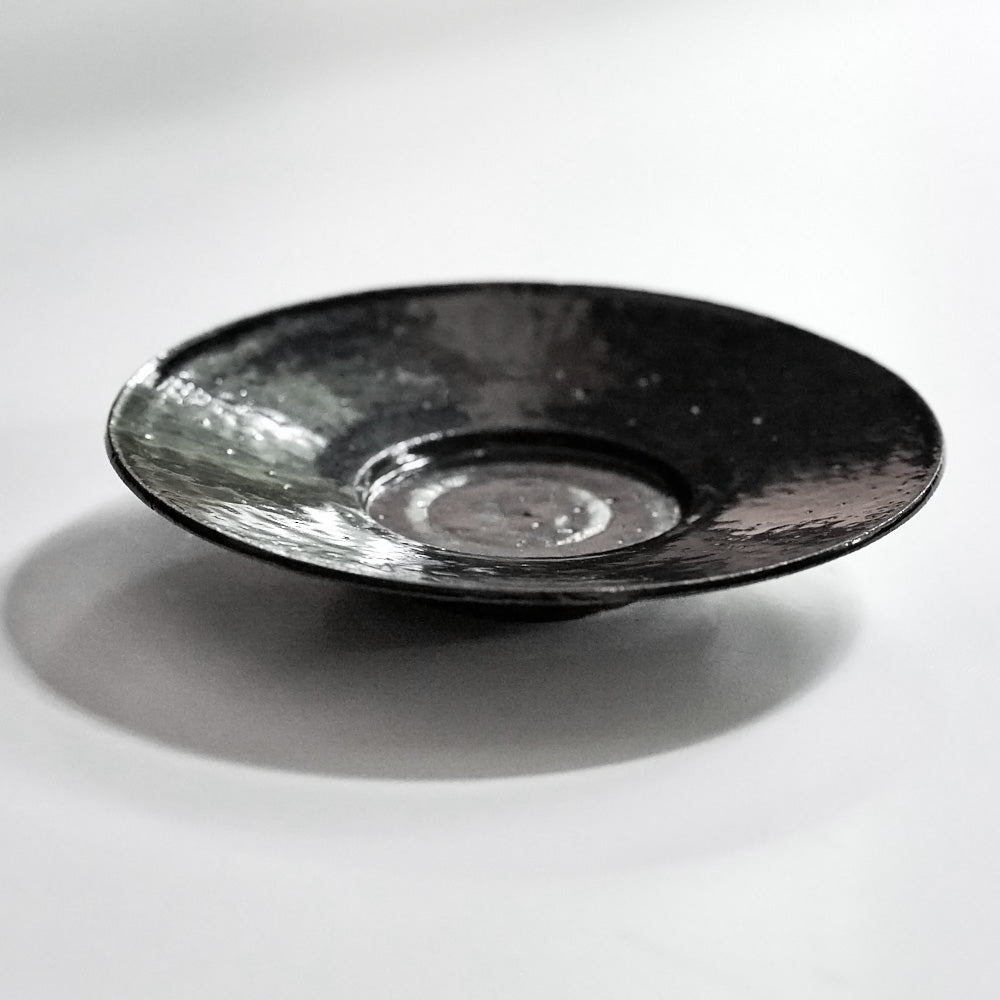 72 艶黒小皿(ソーサー) 大