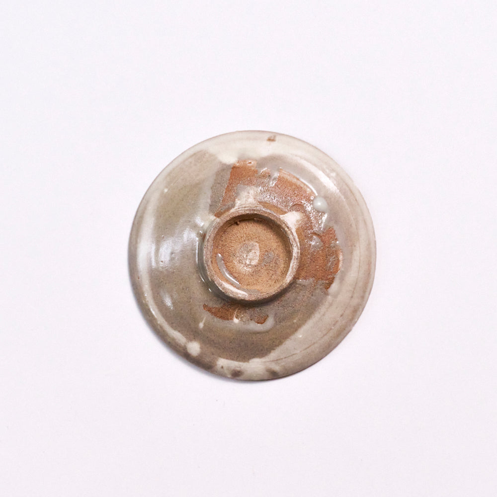 18 無地刷毛目小皿