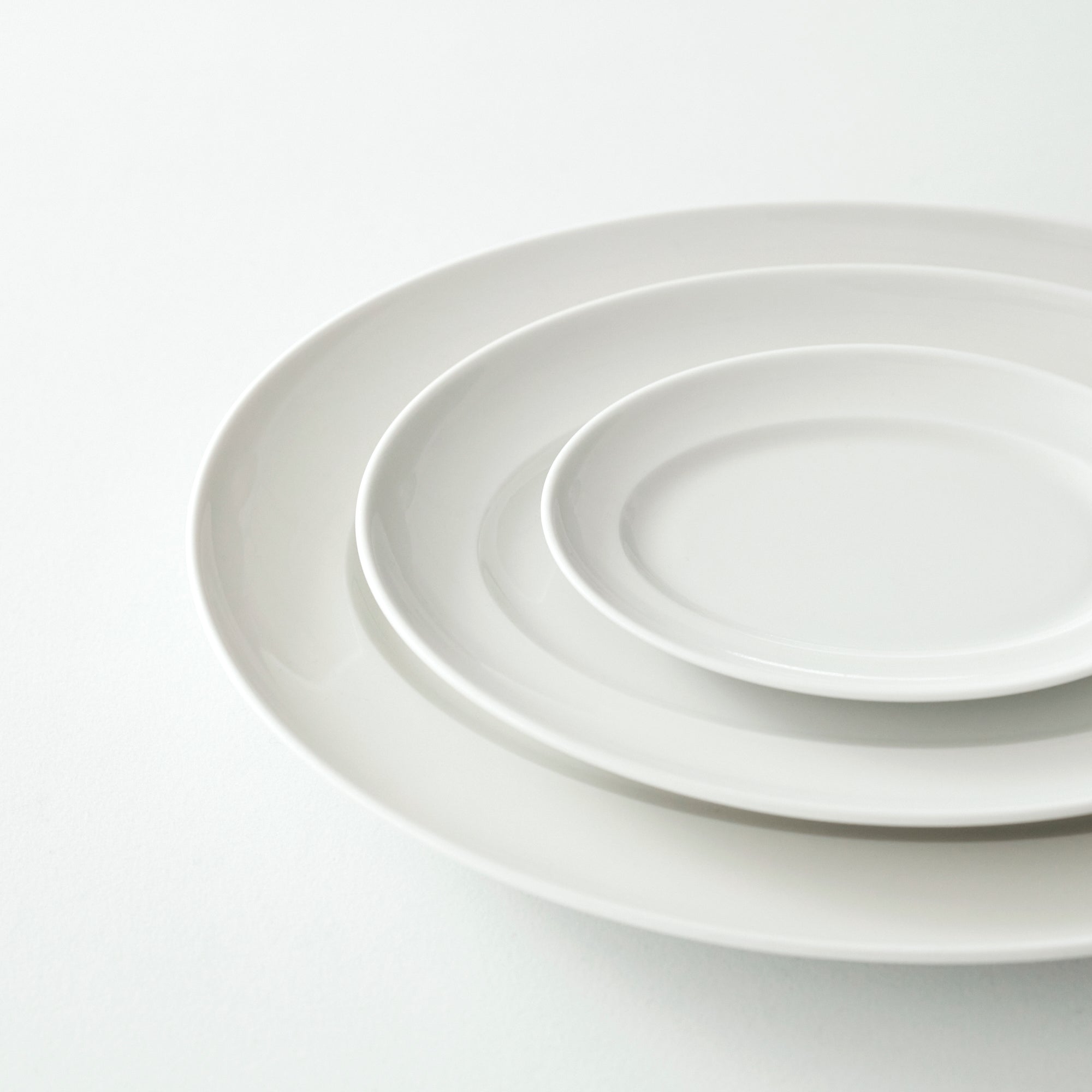 MODERN CLASSIC OVAL PLATE S