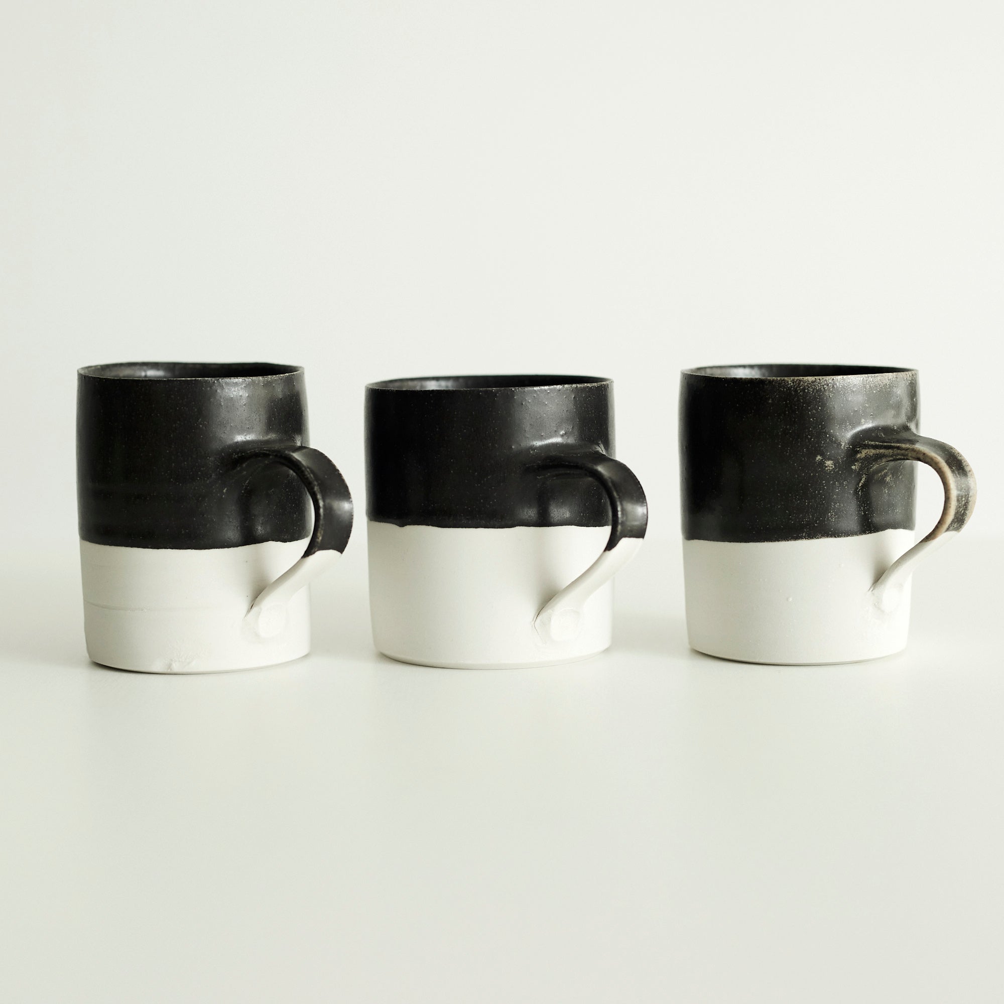 15 コーヒーカップ　白黒